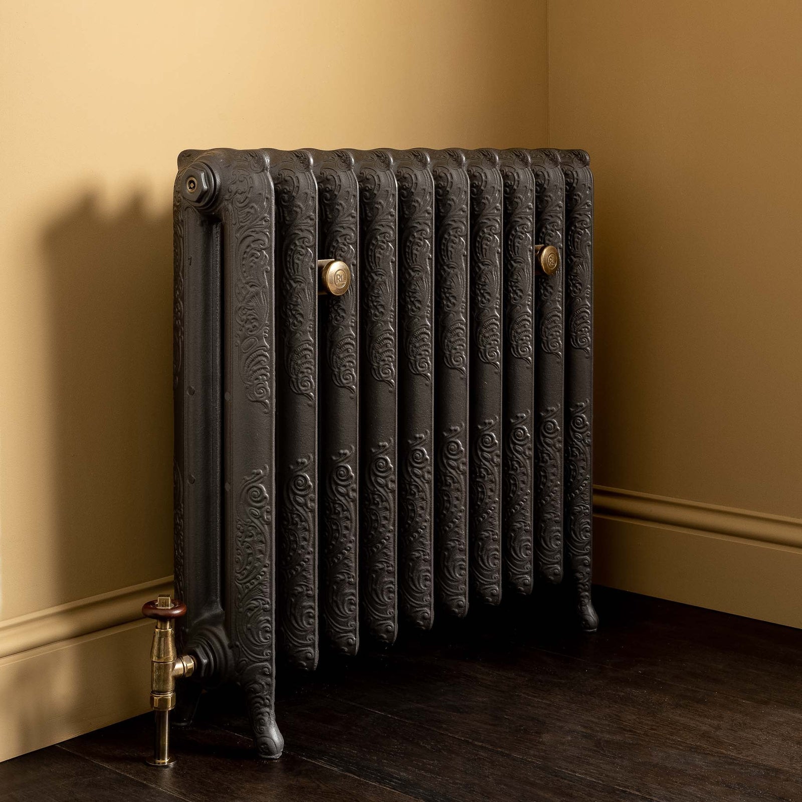 Floor Mounted Cast Iron Radiators - Rutland London (UAE)