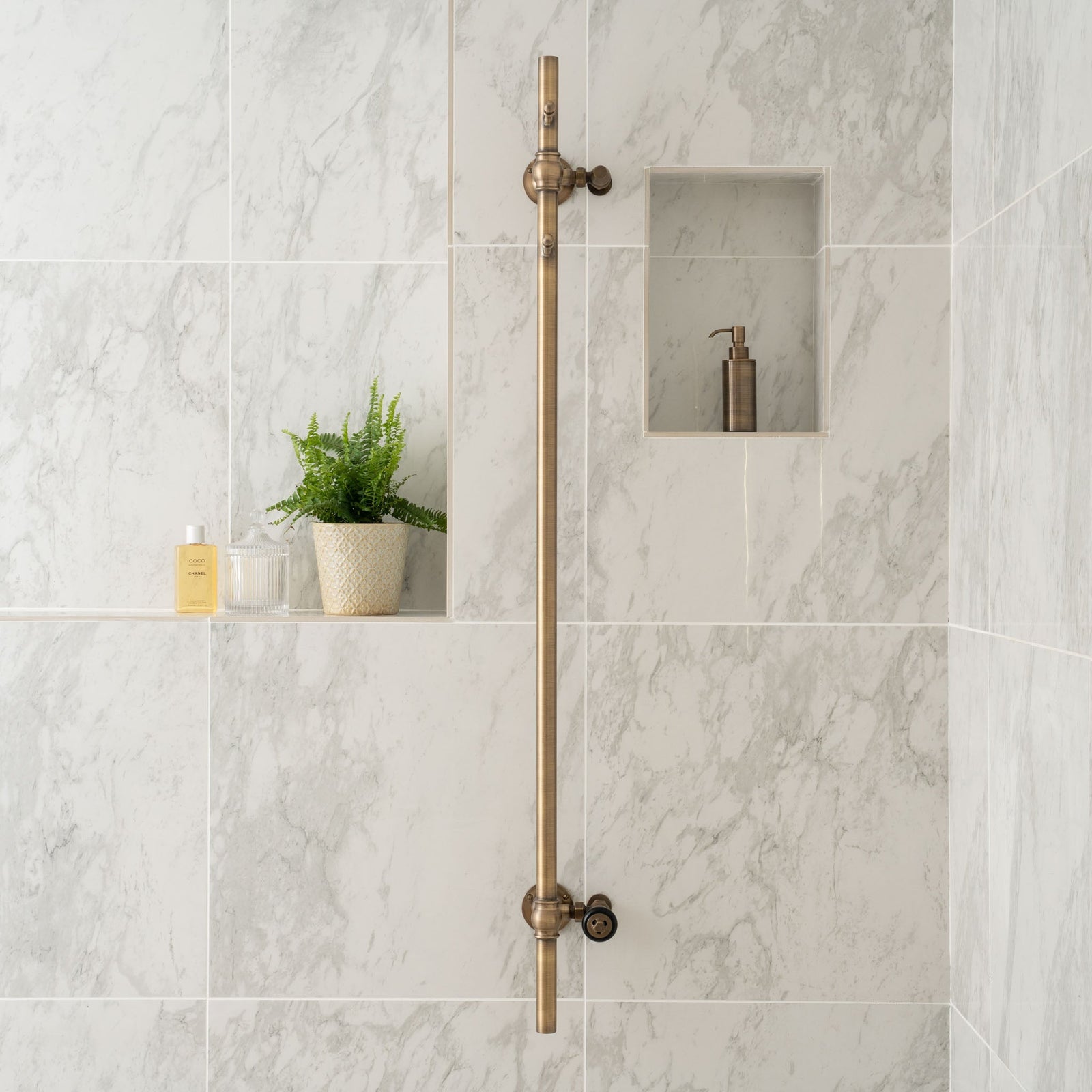 Exposed Heated Hot Trees - Rutland London (UAE)