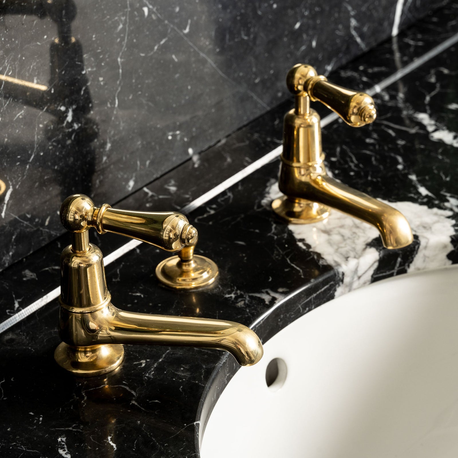 Brassware Finishes - Rutland London (UAE)