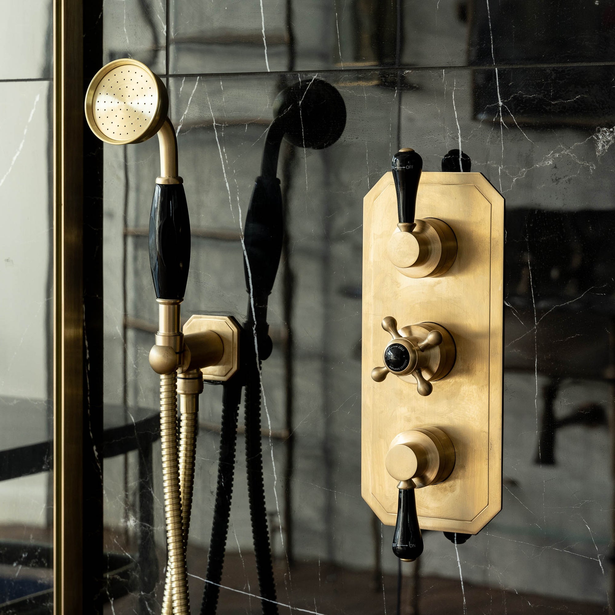 Shower Roses & Handsets - Rutland London (UAE)