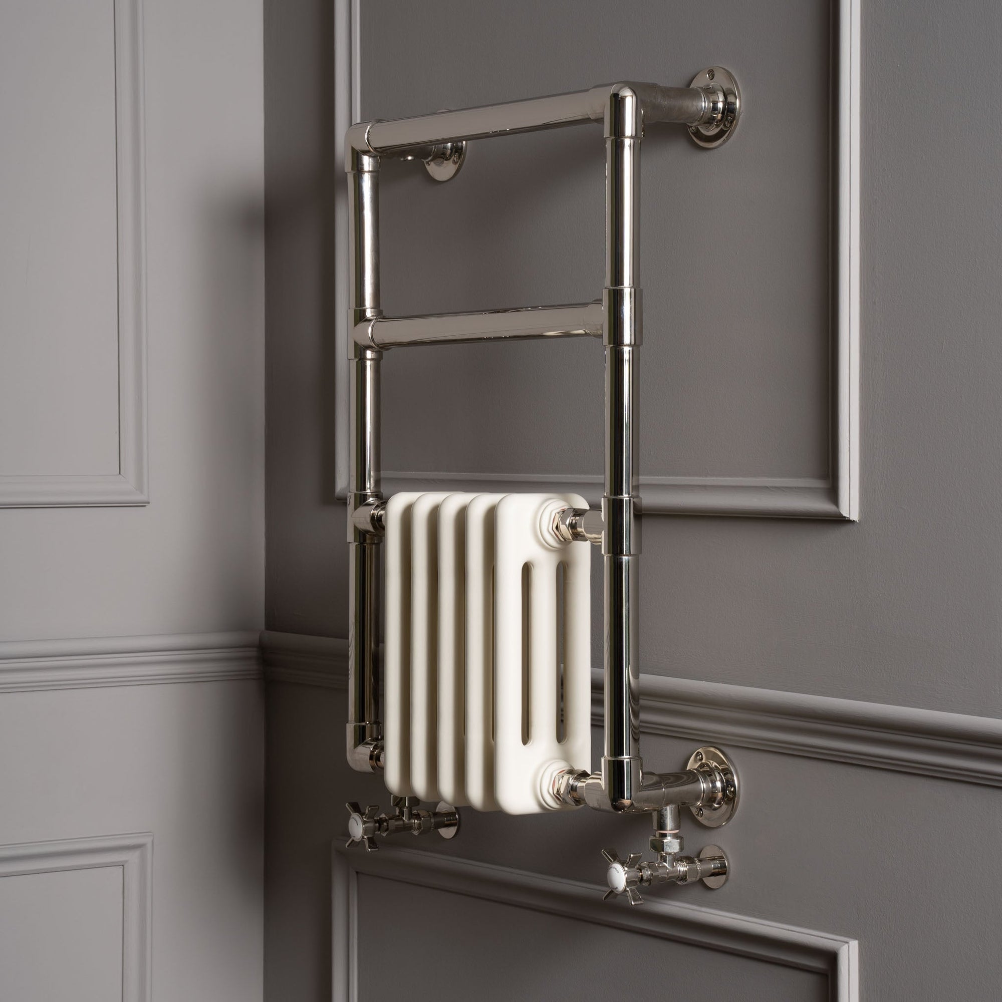 Wall Mounted Heated Towel Rails - Rutland London (USA)