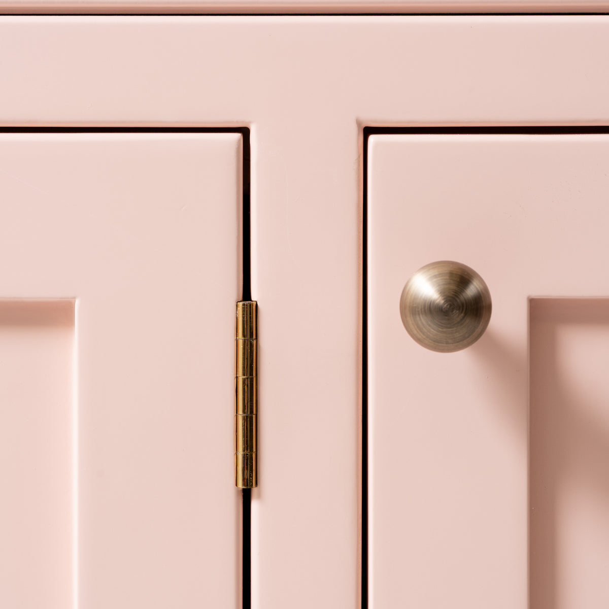 Charterhouse Vanity Suite (Inc. Marble Top, Upstand & Basin) - Rutland London (UAE)