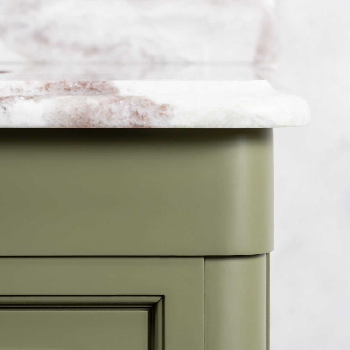 Norfolk Vanity Suite (Inc. Marble Top, Upstand & Basin) - Rutland London (UAE)