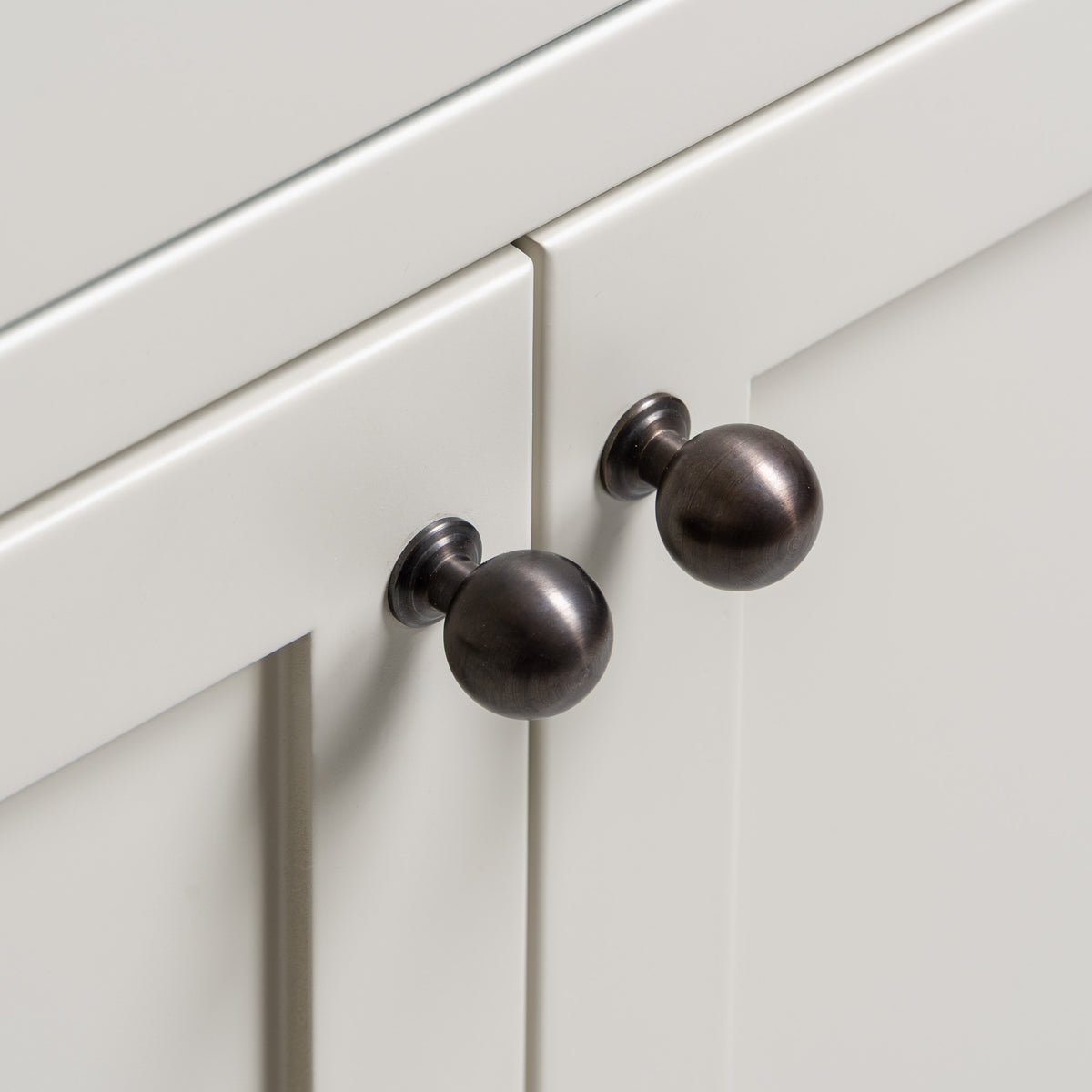 Blenheim Vanity Suite (Inc. Marble Top, Upstand & 2no Basins) - Rutland London (UAE)