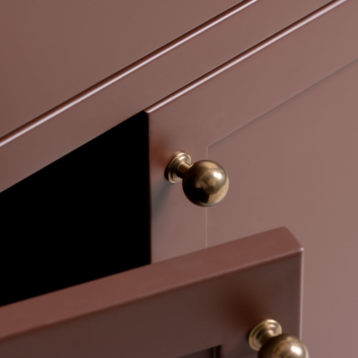 Onslow Vanity Suite (Inc. Marble Top, Upstand & Basin) - Rutland London (UAE)