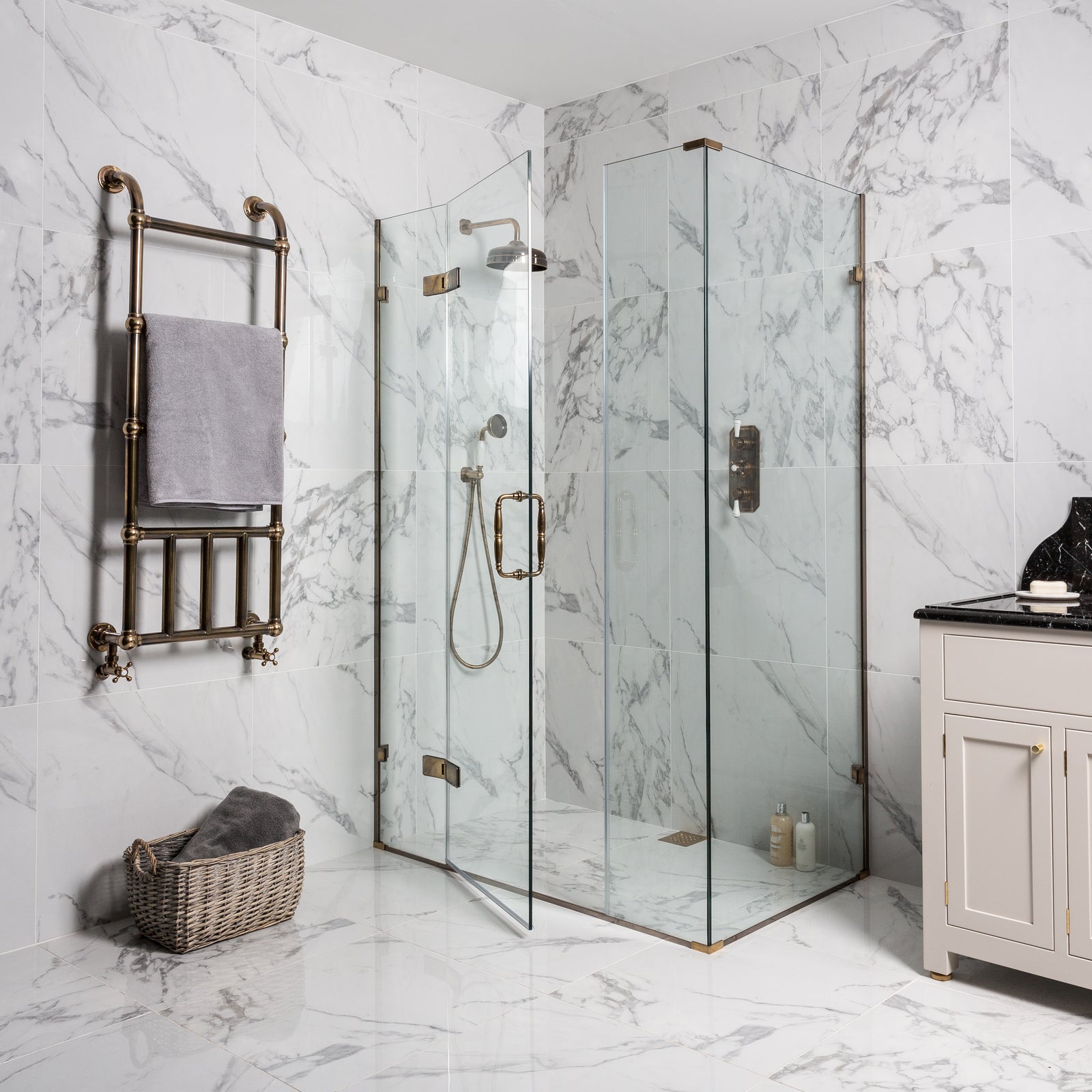 Explore Bathrooms - Rutland London (UAE)