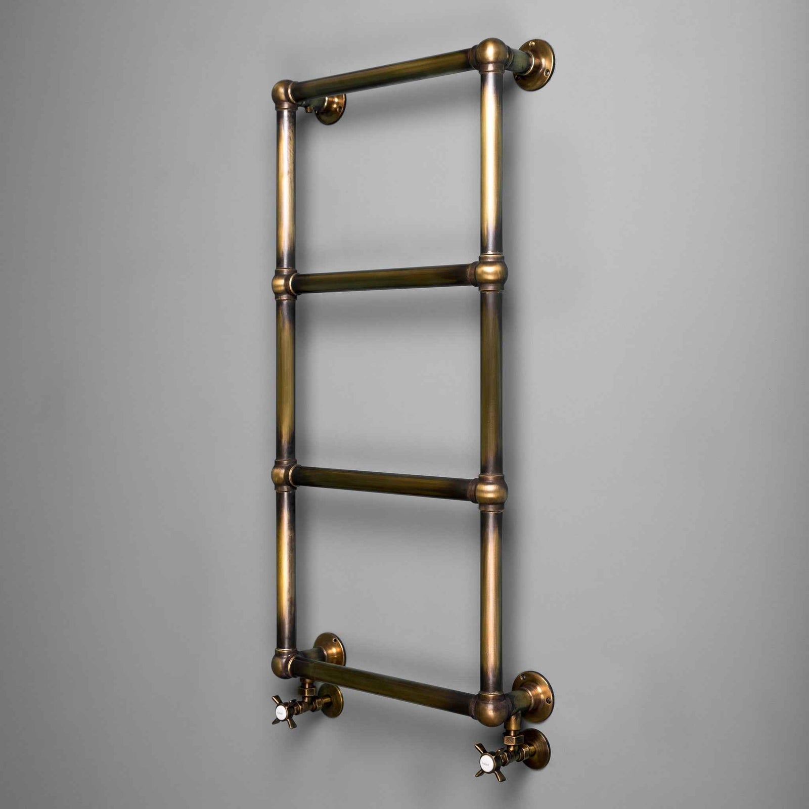 Chantry Heated Towel Rail - Rutland London (UAE)