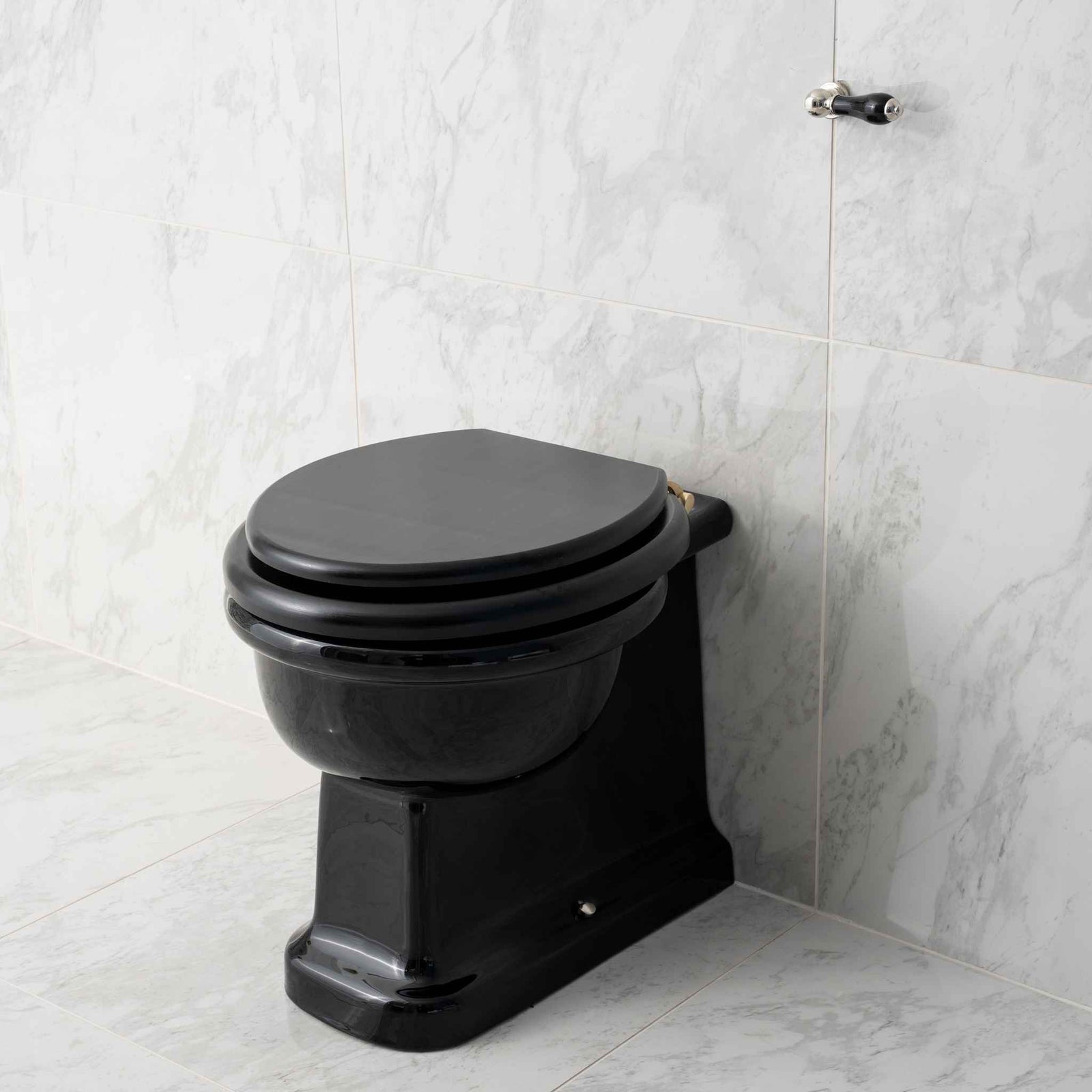 Bartholomew Black Back To Wall WC Suite - Rutland London (UAE)