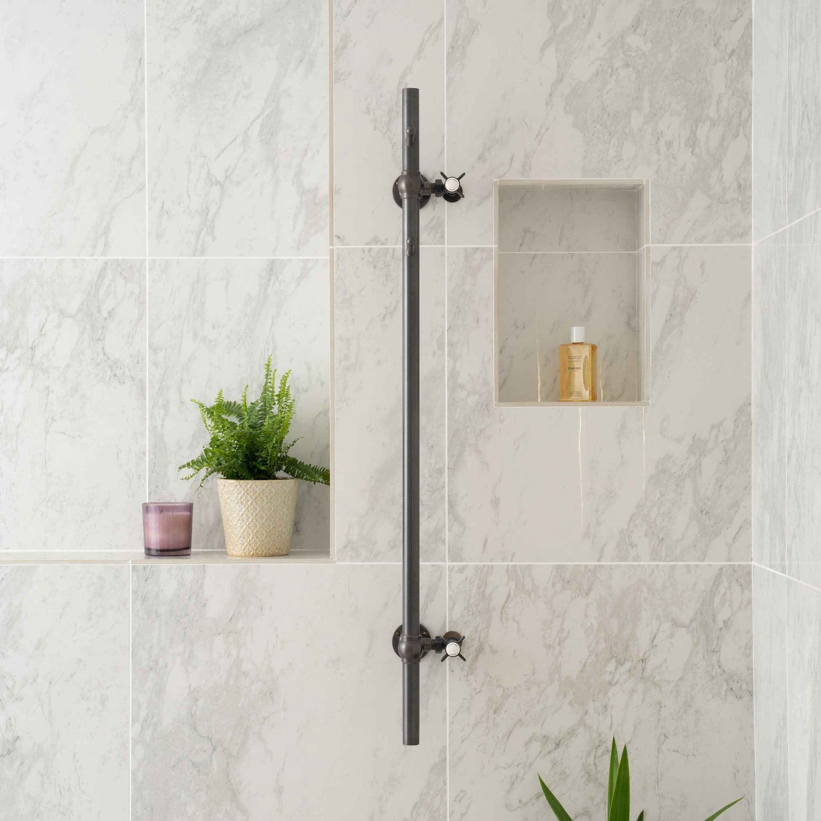 Cubitt Exposed Hot Tree Heated Towel Rail - Rutland London (UAE)