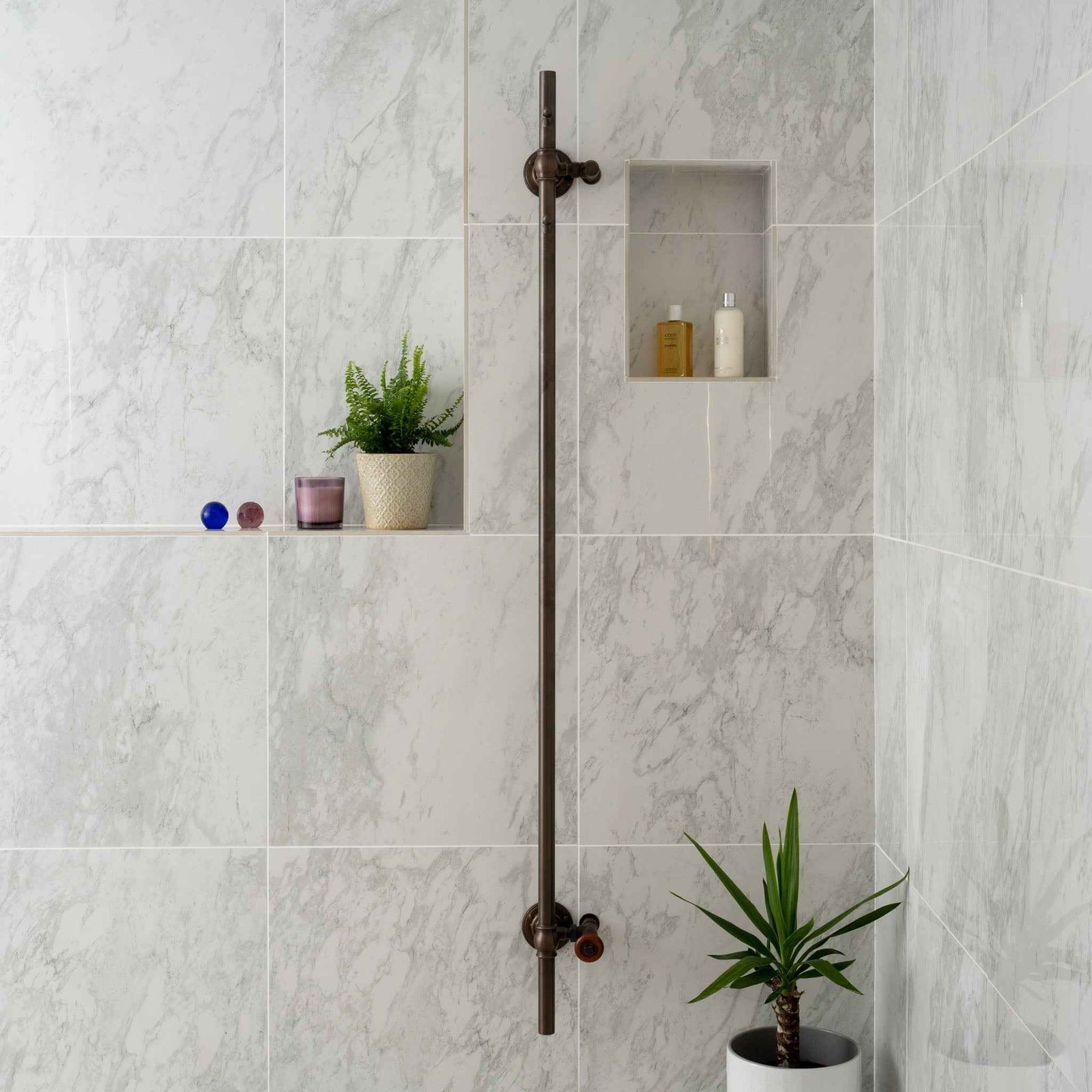 Porchester Exposed Hot Tree Heated Towel Rail - Rutland London (UAE)