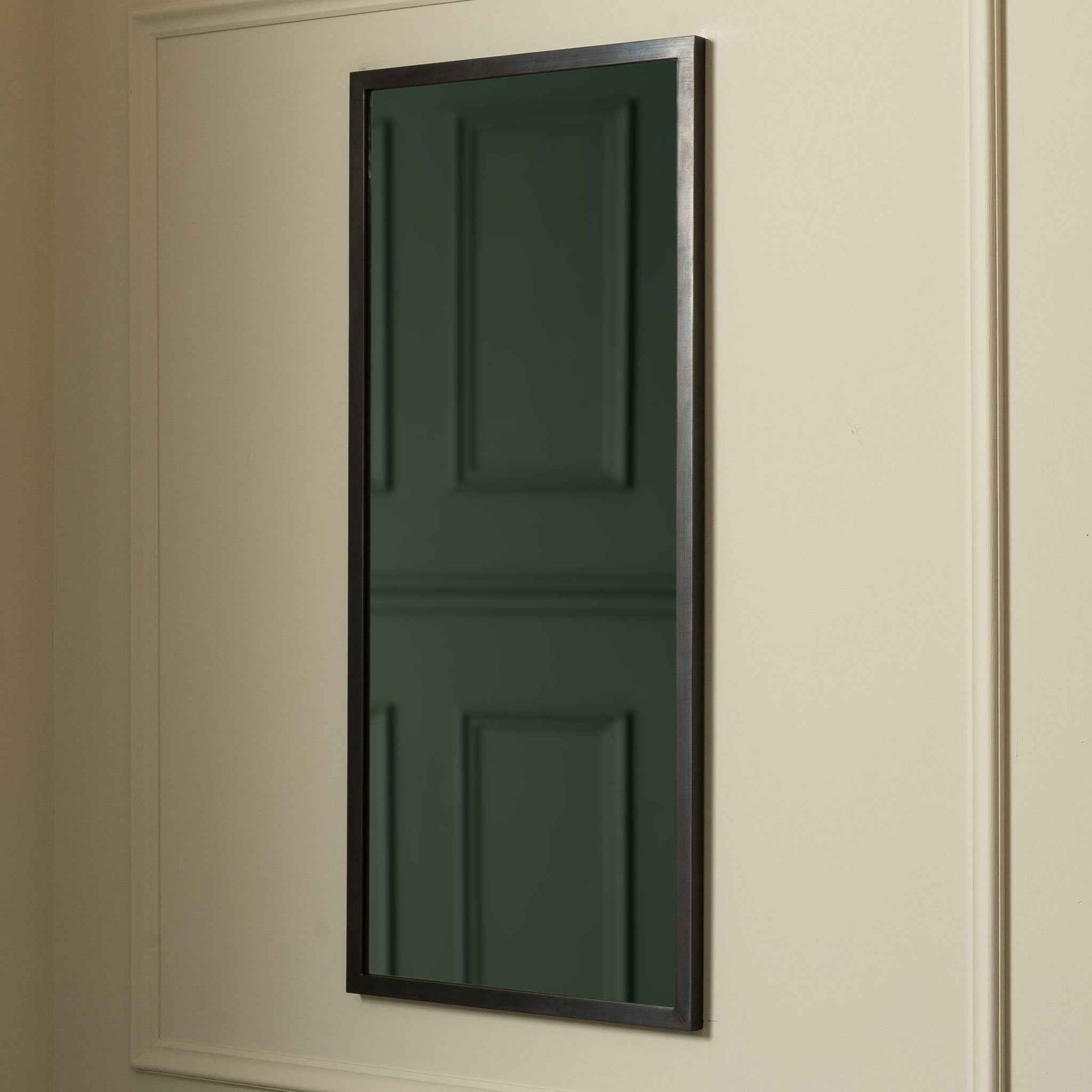 Cambridge Mirror - Rutland London (UAE)