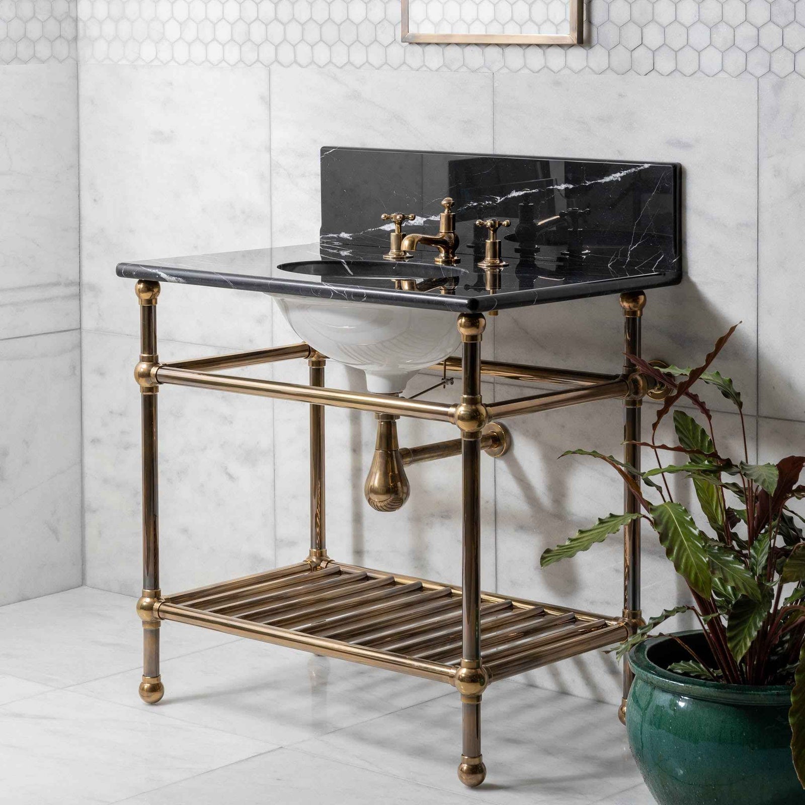 Westminster Single Vanity Suite (Inc. Marble Top, Upstand, Brass Rack & Basin) - Rutland London (UAE)