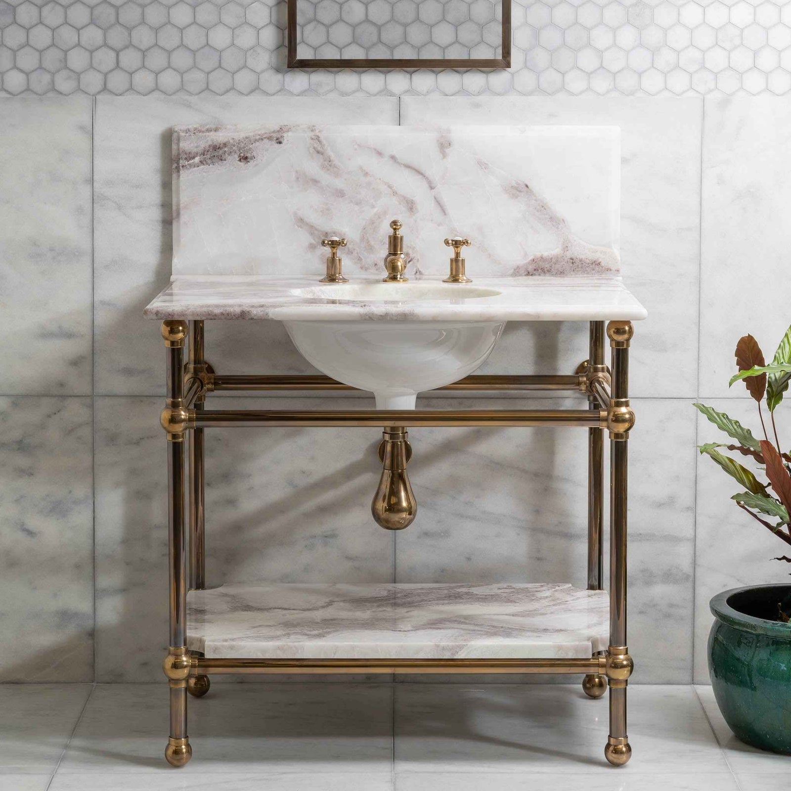 Ravenscourt Single Vanity Suite (Inc. Marble Top, Upstand, Shelf & Basin) - Rutland London (UAE)