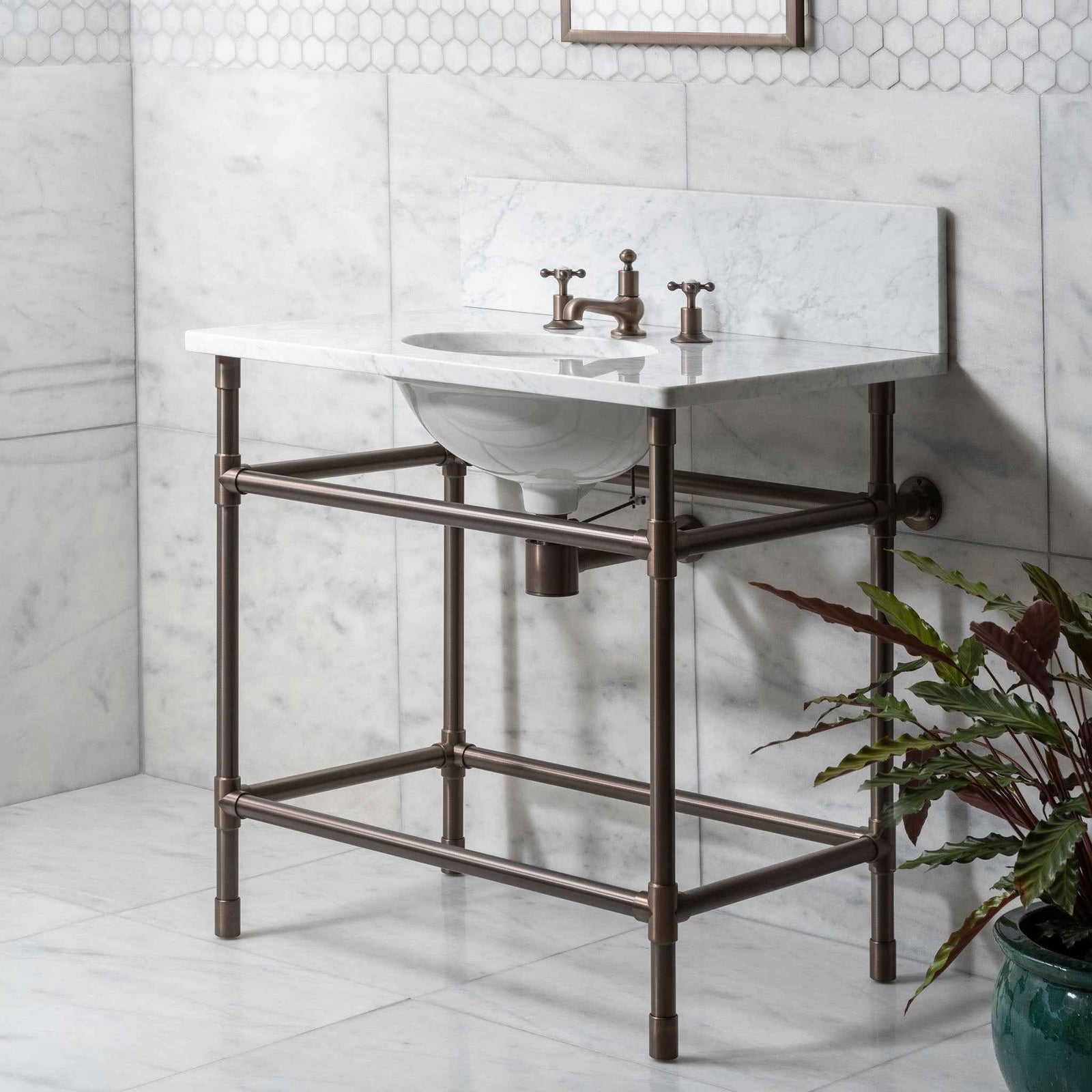 Camden Single Vanity Suite (Inc. Marble Top, Upstand & Basin) - Rutland London (UAE)