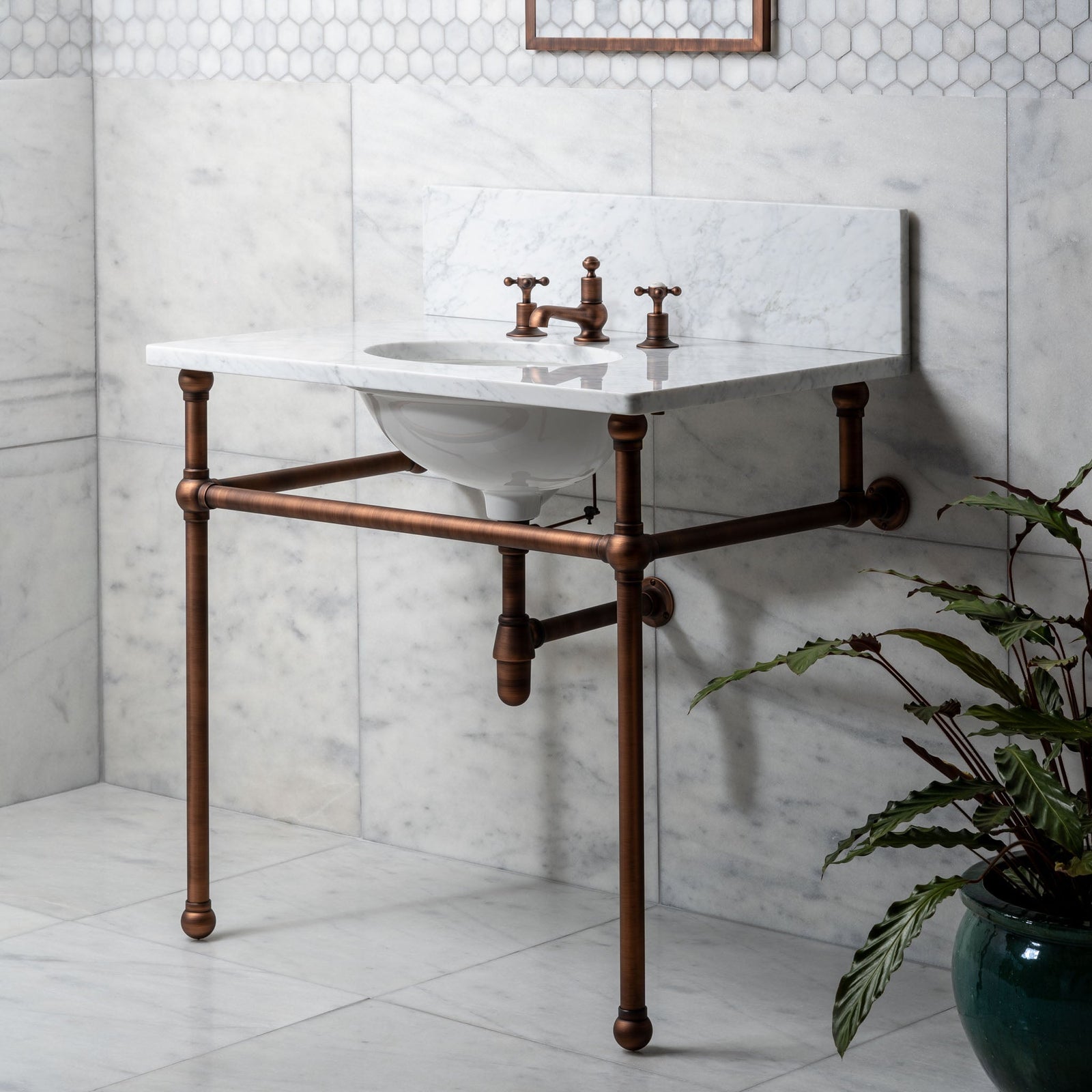 Bloomsbury Single Vanity Suite (Inc. Marble Top, Upstand & Basin) - Rutland London (UAE)