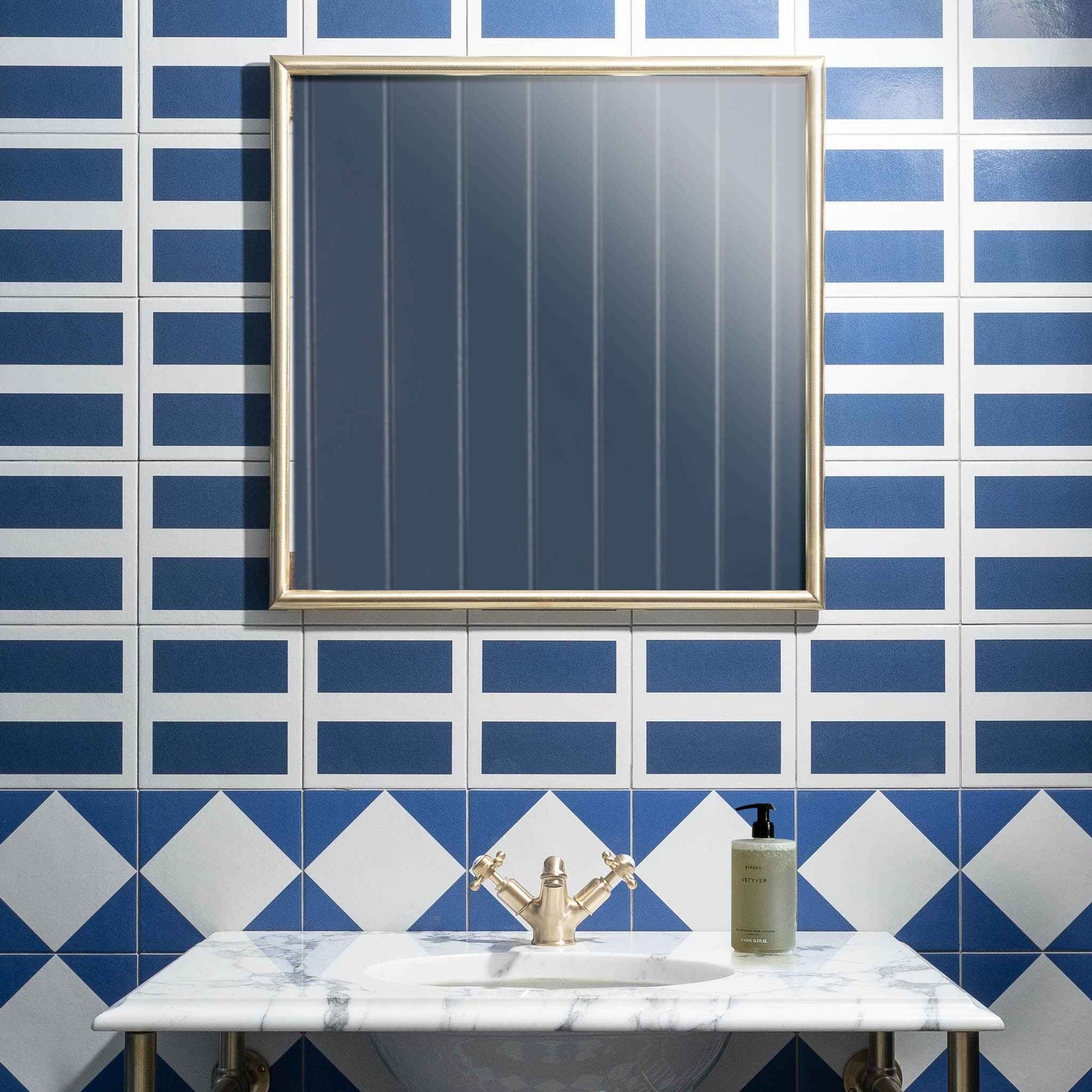 Mortimer Mirror - Rutland London (UAE)