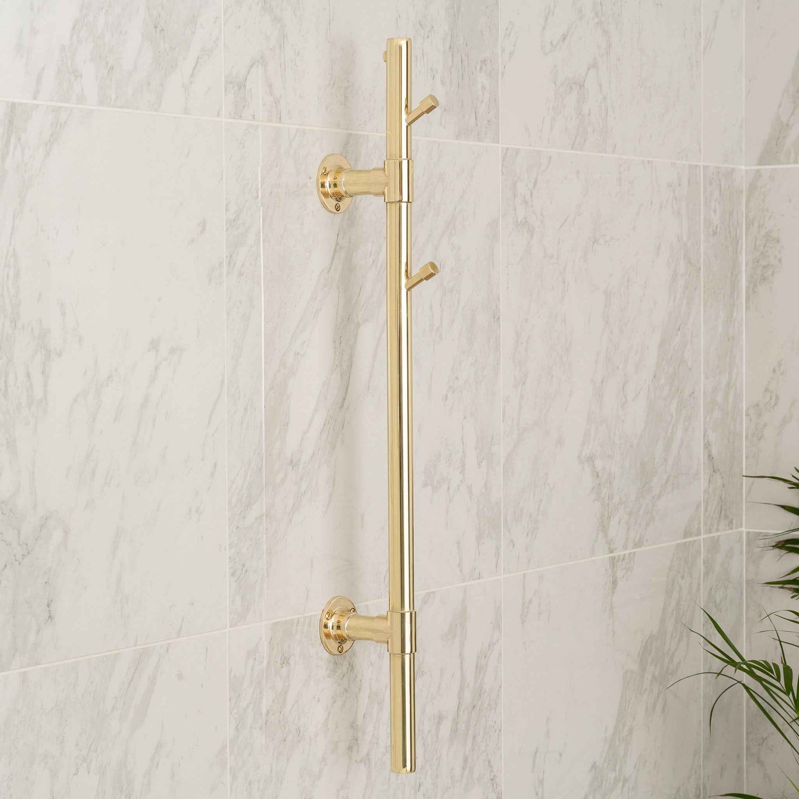 Edwardes Concealed Hot Tree Heated Towel Rail - Rutland London (UAE)