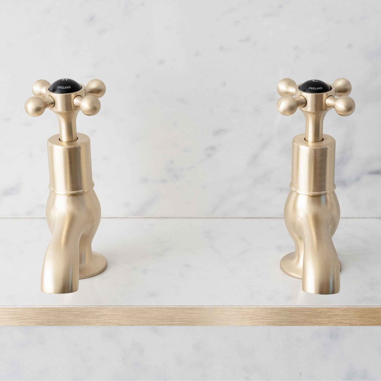 Rectory Black Ceramic Crosshead Basin Pillar Taps - Rutland London (UAE)