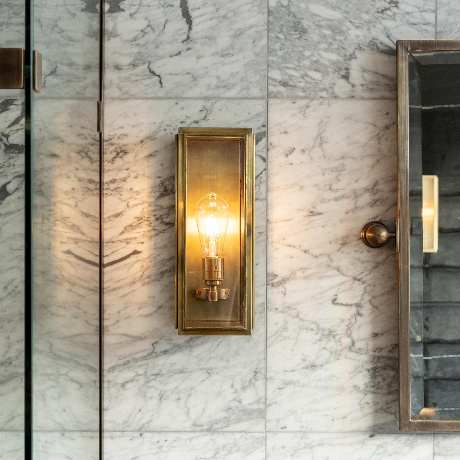 Whitehall Wall Lantern Light - Rutland London (UAE)