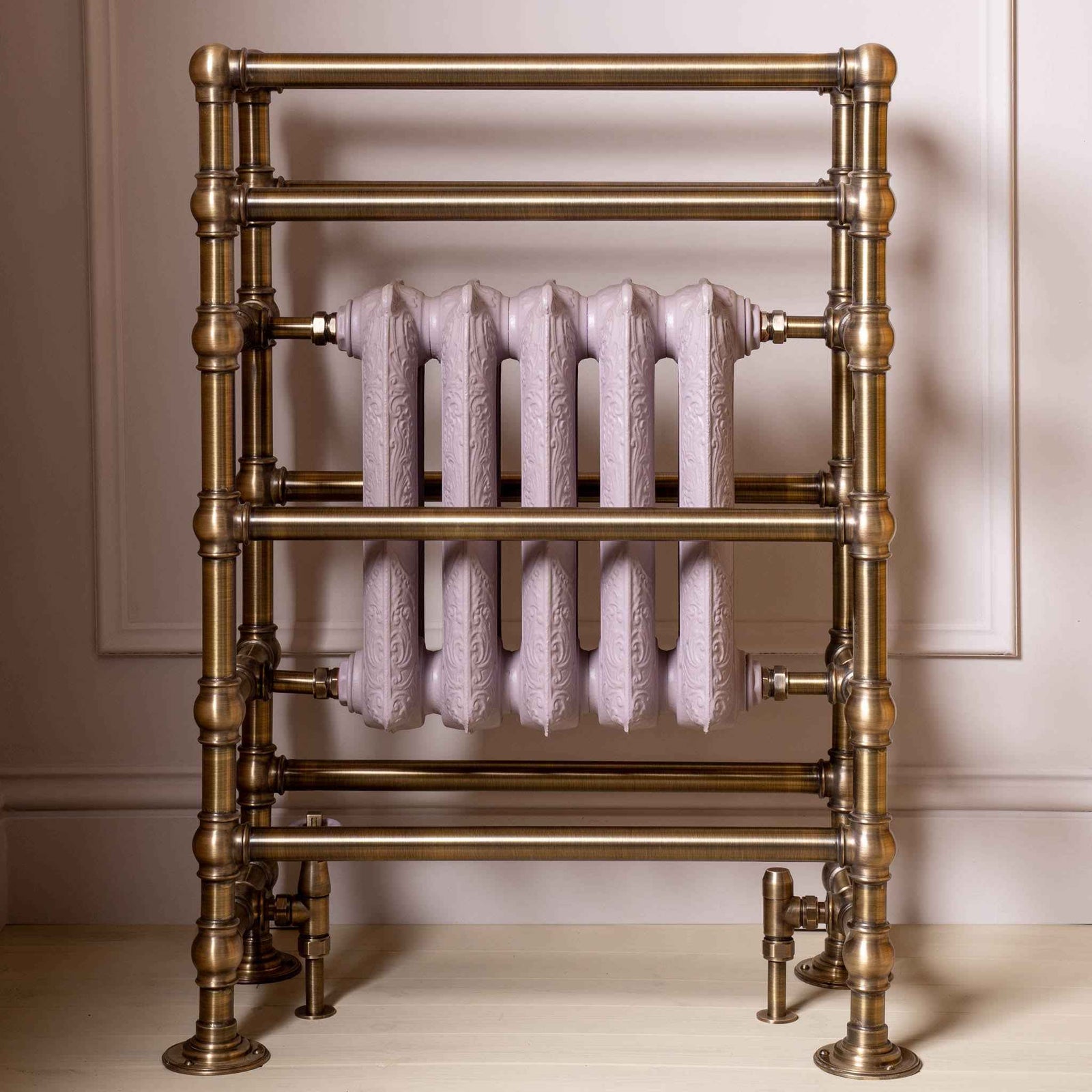 Argyle Heated Towel Rail (Inc. Cast Iron Radiator) - Rutland London (UAE)