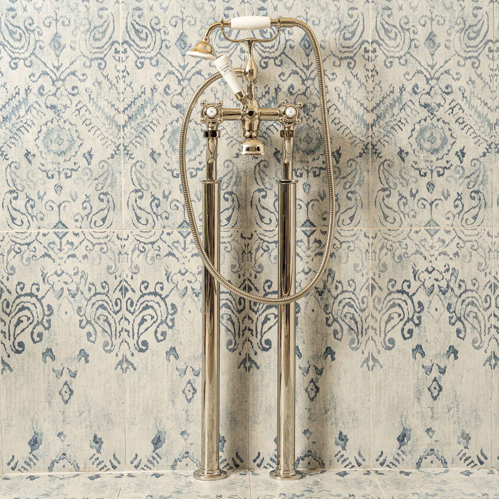 Chartwell White Ceramic Crosshead Bath & Shower Mixer - Rutland London (UAE)