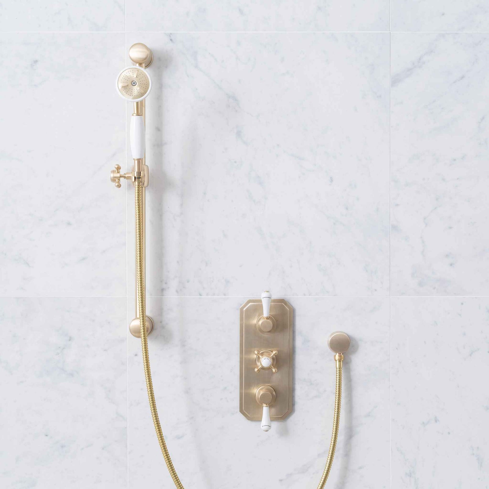 Cleaver White Ceramic Handle Handset, Hose, Wall Outlet & Slide Rail - Rutland London (UAE)