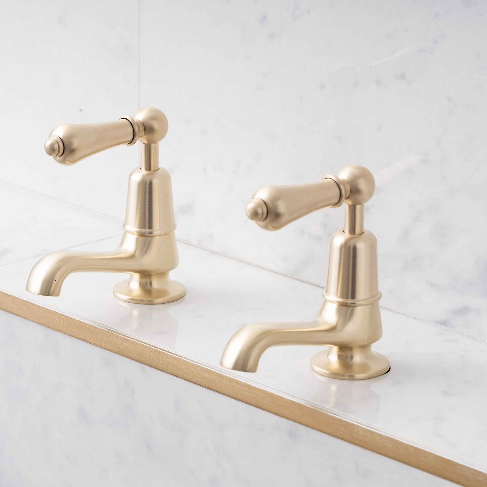 Brunswick Metal Lever Basin Pillar Taps - Rutland London (UAE)