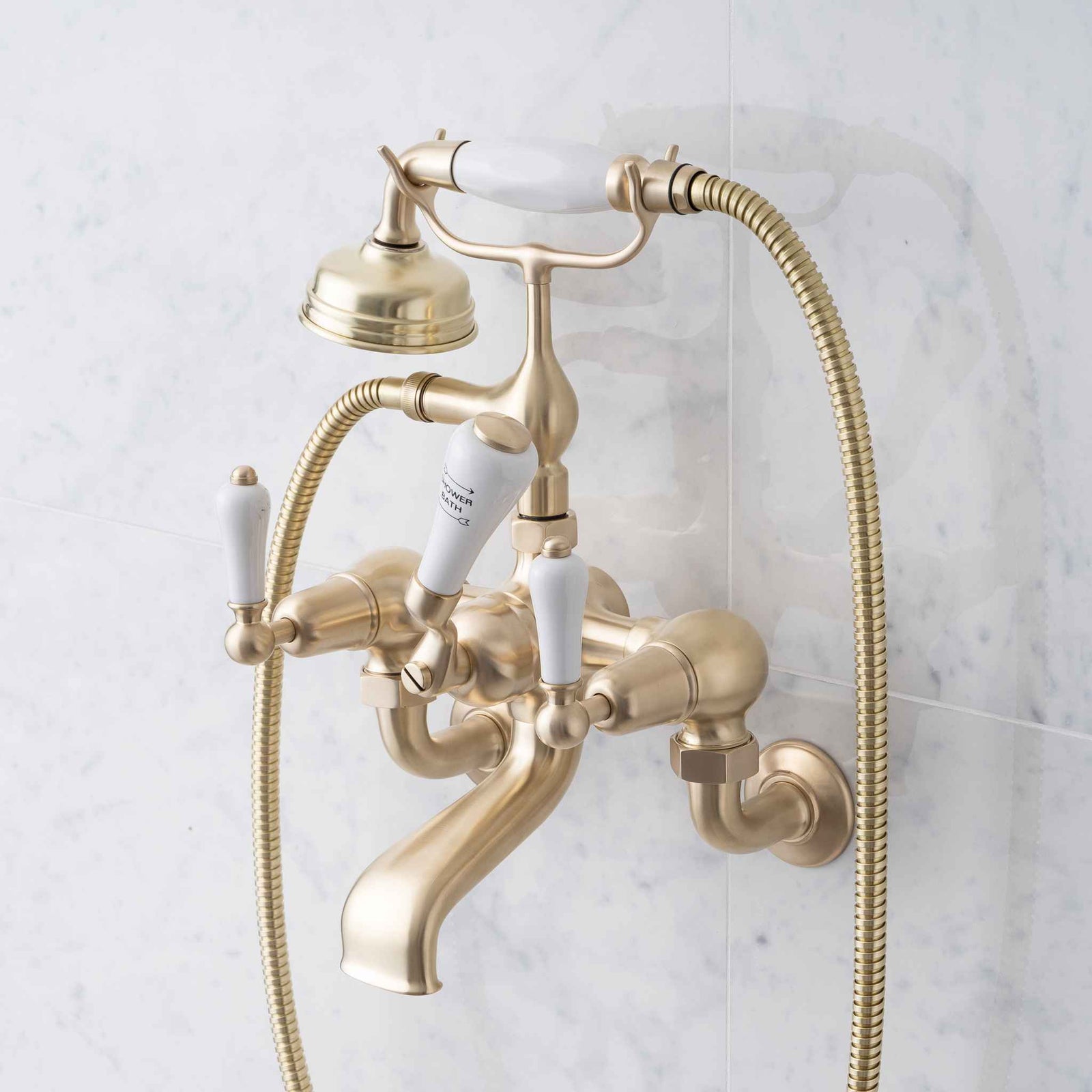 Kemble White Ceramic Lever Bath & Shower Mixer - Rutland London (UAE)