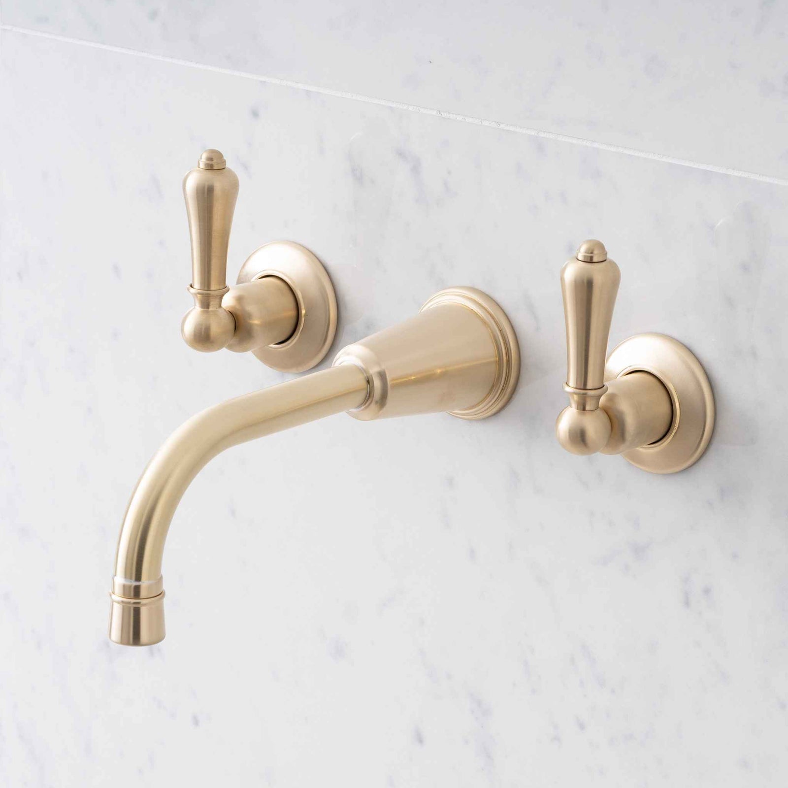 Uppingham Metal Lever Wall Mounted Three Hole Mixer - Rutland London (UAE)