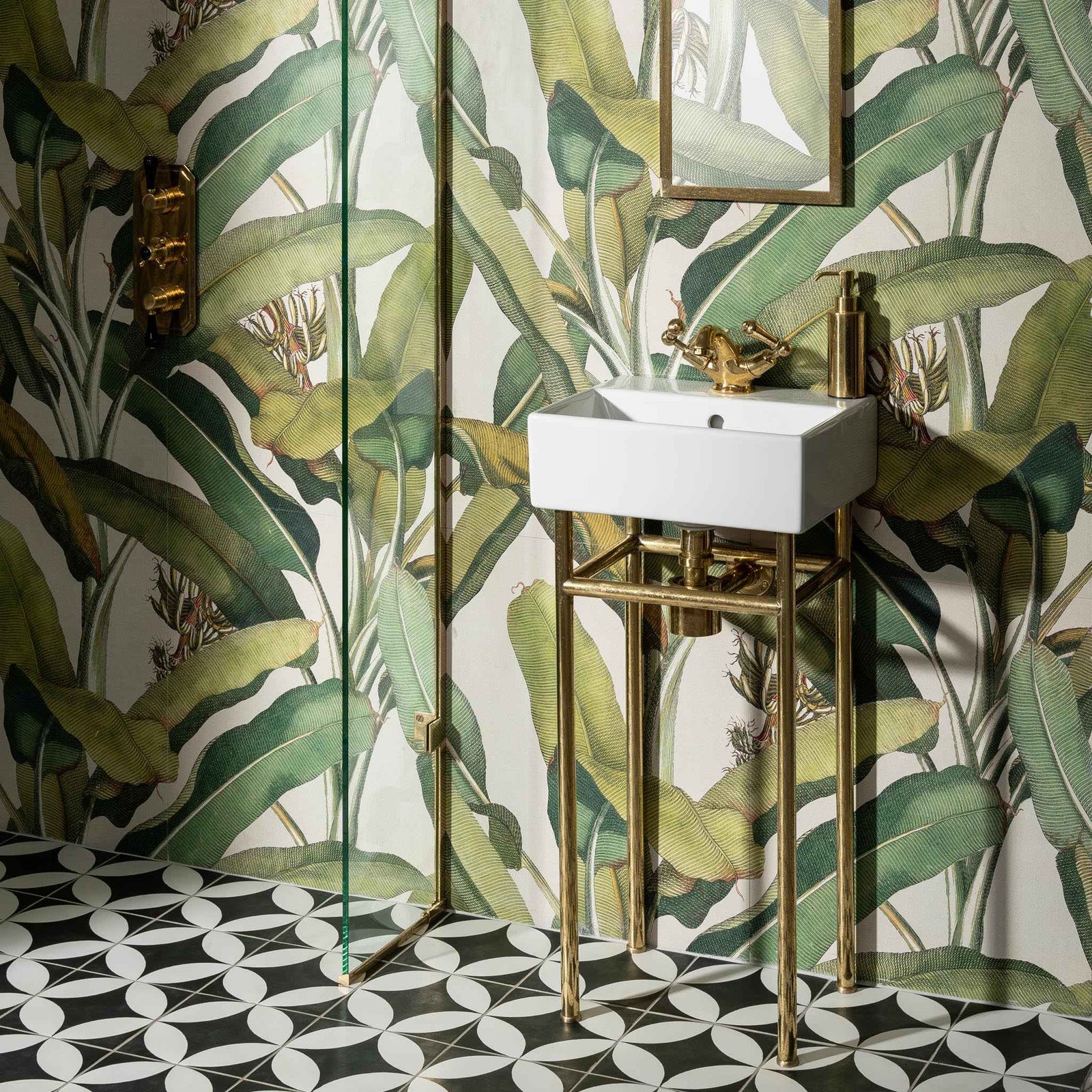 Dulwich Single Vanity Suite (Inc. Marble Top, Upstand & Basin) - Rutland London (UAE)