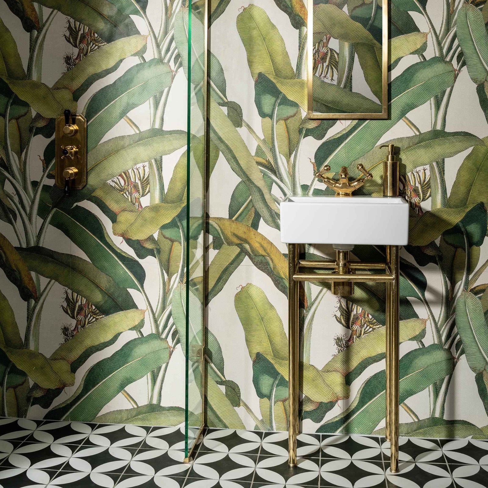 Dulwich Single Vanity Suite (Inc. Marble Top, Upstand & Basin) - Rutland London (UAE)